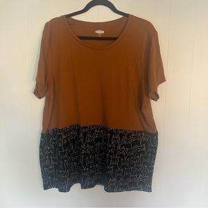 Old Navy Orange and Black Cat Print Short Sleeve Top Women’s Size XXL